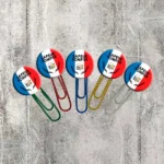 Lot de 5 trombones sur le thème des pompiers. Peut également servir de marque page.