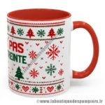 Mug de Noël sur le thème des sapeurs pompiers. Type pull moche de noël