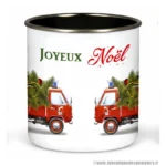 Mug Noël Sapeurs Pompiers avec fourgon qui transporte un sapin de Noël. Creation exclusive pour la boutique des pompiers